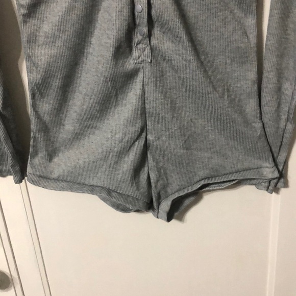 Grey ribbed leotard - Picture 2 of 2